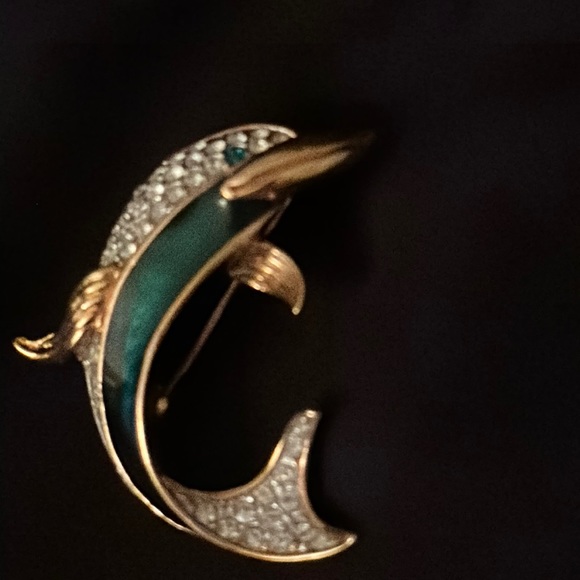 Attwood and Sawyer A&S Signed Dolphin Brooch Pin. Cute and Sweet. Made In UK. - Picture 1 of 2
